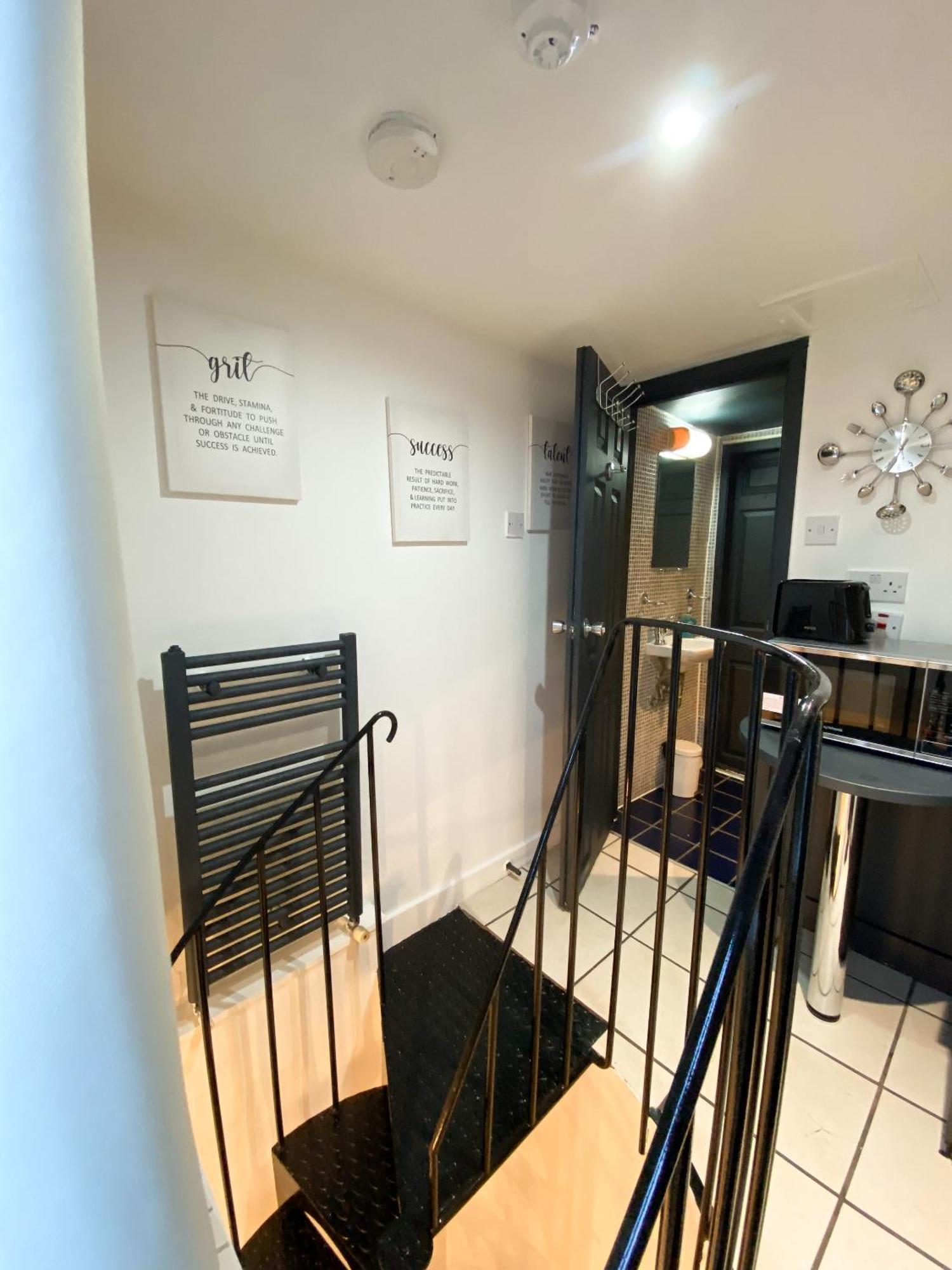 Modern Studios Close To Hyde Park London Room photo