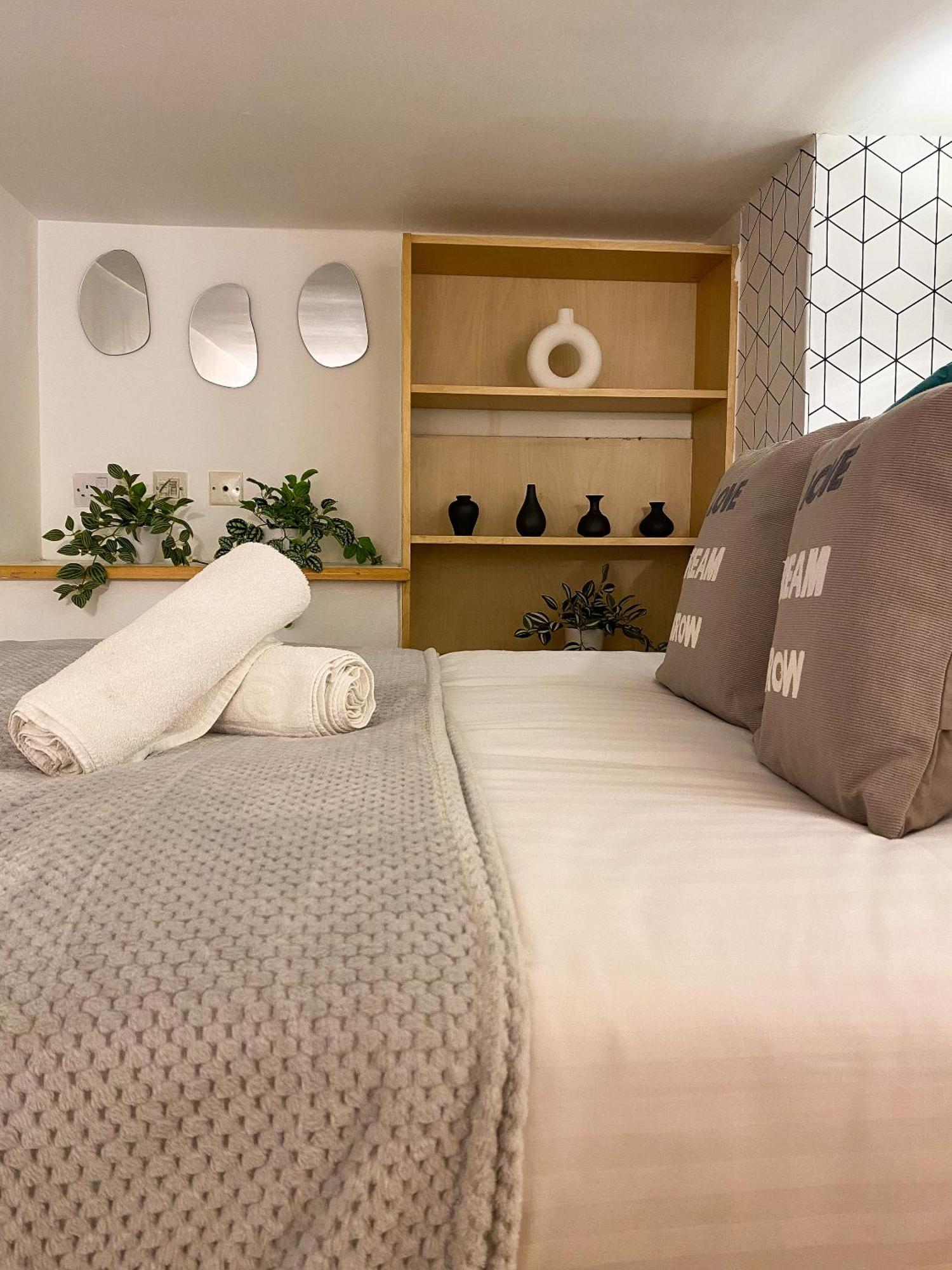Modern Studios Close To Hyde Park London Room photo